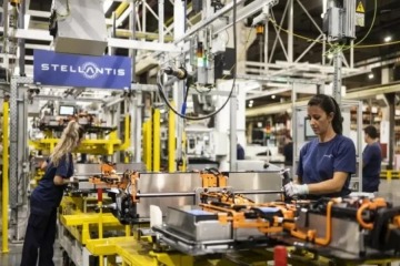 La UIA advierte una nueva caída industrial y permanece en alerta ante el estancamiento del sector 