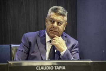 En medio de la polémica con el Gobierno, "Chiqui" Tapia fue ratificado por CONMEBOL como representante ante FIFA