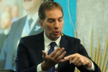 Foto de Santilli visitar al gobernador Valds en Corrientes para asegurar apoyos al Presupuesto y las reformas del Gobierno