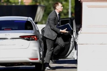 Santilli se reúne con Peter Lamelas en Casa Rosada