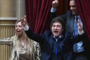 Milei quiere un diciembre a medida del ajuste y convoca al Congeso a Extraordinarias