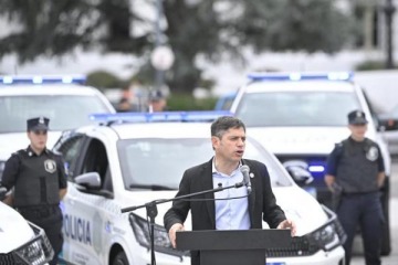 Kicillof apuntó contra Caputo y le dejó un mensaje a la Corte Suprema: "Que Milei devuelva lo que le robó a los bonaerenses"