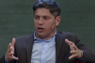 Foto de Kicillof lamentó que "el país está gobernado por una manga de irresponsables" y señaló que la reforma laboral es un "fantoche"