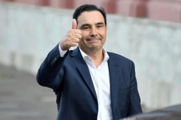 Foto de Elecciones en la UCR: tras la salida de Lousteau, Valdés se perfila como el favorito para conducir el partido