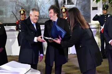 En la antesala del debate por el Presupuesto 2026, Casa Rosada apur&oacute; la repartija de fondos de ATN al NEA y el NOA