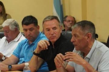 La CGT se reuni&oacute; con diputados del PJ para organizarse contra la reforma laboral del Gobierno