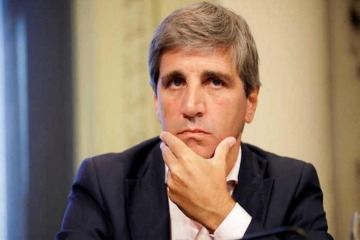 Caputo eval&uacute;a nuevas operaciones para completar el pago de la deuda de enero por US$1600 millones