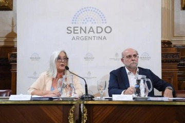 Foto de Senado: con dictamen listo, el debate para modificar la Ley de Glaciares se posterg� a febrero de 2026
