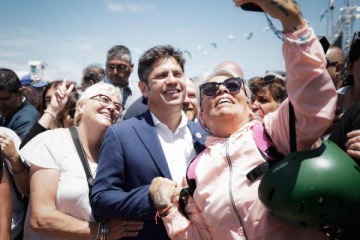 Foto de Kicillof presentó el operativo "De sol a sol" por la temporada turística 2026 en la Provincia