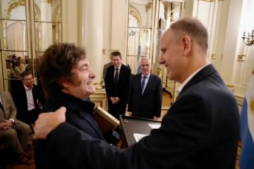 Milei recibi&oacute; al Coro Polif&oacute;nico Nacional Evang&eacute;lico en la Casa Rosada