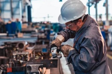 La actividad econ&oacute;mica cay&oacute; 0,4% en octubre y marc&oacute; el primer retroceso en cuatro meses