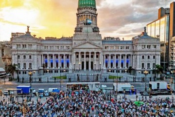 �Ninguna familia sin Navidad�: el MTE convoca a una cena para 5.000 personas en Congreso 
