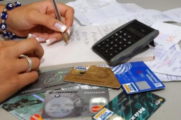 El endeudamiento de los hogares empuja la morosidad a su nivel m&aacute;s alto desde 2001