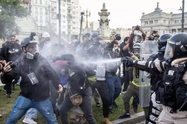 El Gobierno confirmó que apelará el fallo que suspende el protocolo ...