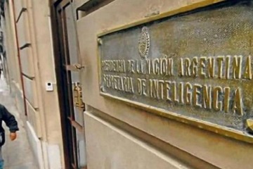 �Estado policial�: el rechazo de la oposici&oacute;n al DNU que concede mayores facultades a la SIDE