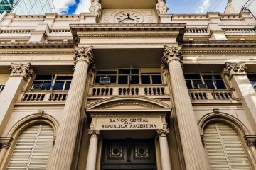 El Banco Central consigui&oacute; u$s3.000 millones para las reservas por acuerdos con seis bancos internacionales