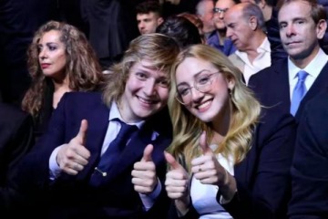 Foto de Malas noticias para Eugenia Rolón: la novia de Iñaki Gutiérrez fue inhabilitada para sacar su registro hasta 2099