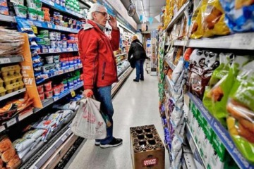 La inflaci&oacute;n se aceler&oacute; casi 3% en diciembre y acumul&oacute; un alza de 31,5% en 2025