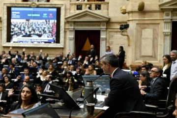 El DNU que otorga m&aacute;s poder a la SIDE ingres&oacute; al Congreso y enfrenta el rechazo opositor