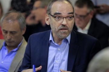   Ins&oacute;lito: el Gobirno design&oacute; a Fernando Iglesias como embajador ante la Uni&oacute;n Europea