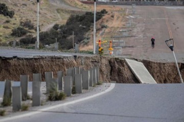 Tras el derrumbe en Comodoro Rivadavia: declararon la emergencia geol&oacute;gica y urban&iacute;stica