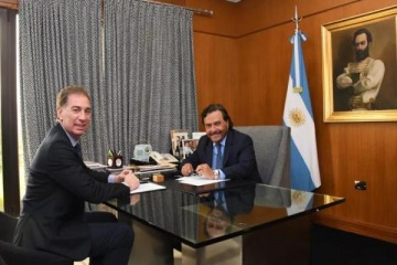 Santilli visit&oacute; Salta y consigui&oacute; el respaldo de S&aacute;enz para la reforma laboral