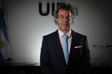 Cambio en la UIF: renunci&oacute; Paul Starc por "razones personales" y asume Ernesto Gaspari