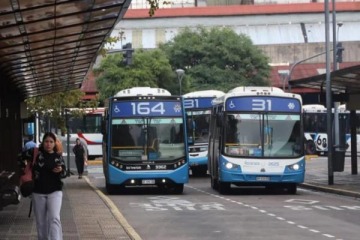 Foto de La UTA y las empresas se reunieron para destrabar el conflicto salarial, pero las negociaciones pasaron a un cuarto intermedio 