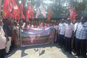 Foto de Más de 300 millones de trabajadores y campesinos paralizan India contra las reformas laborales, las privatizaciones y el ajuste de Modi