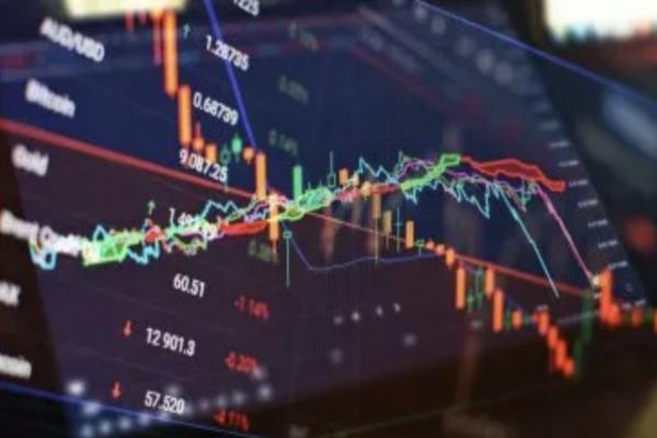 Mercados en rojo: la City castiga a Milei y el Riesgo País vuelve a escalar