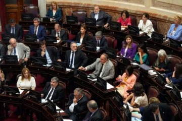 Reforma laboral: el oficialismo pidi&oacute; sesi&oacute;n en el Senado para debatir el proyecto libertario el viernes