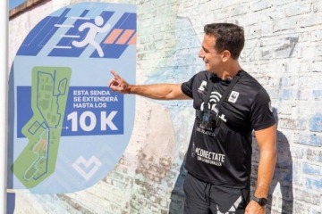 Juli&aacute;n &Aacute;lvarez recorri&oacute; la segunda etapa de una obra en el Parque Central Las Colonias