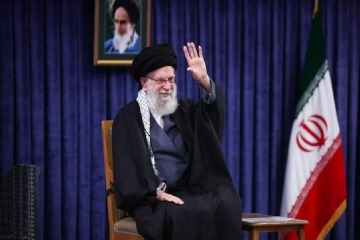 Ir&aacute;n confirma la muerte de Jamenei
