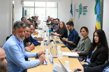 Foto de Paritarias bonaerenses: el Gobierno provincial reabre el diálogo con docentes y estatales tras el paro