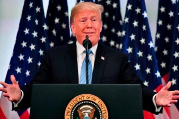 Foto de Trump amenaza a España con un embargo tras rechazar el uso de bases contra Irán