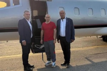 "Mi hijo me mantuvo vivo", Nahuel Gallo habl&oacute; en conferencia de prensa tras su liberaci&oacute;n