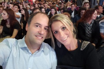 Diputados de UP pidieron interpelar a Adorni por el viaje con su esposa para "deslomarse" en Nueva York