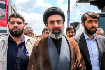 El nuevo l&iacute;der supremo iran&iacute; advirti&oacute; que "seguir&aacute; cerrado" el estrecho de Ormuz: �Vengaremos la sangre"