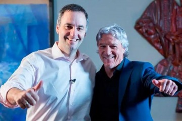 Foto de Los viajes de Manuel Adorni: �D�nde se aloj� en Punta del Este con su amigo Grand�o?