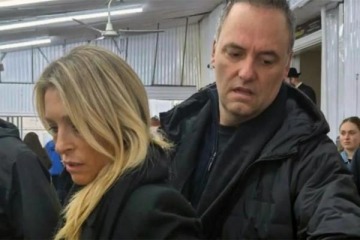 Denuncian a Adorni por contratos a la consultora de su esposa y apuntan a violaciones de &eacute;tica p&uacute;blica