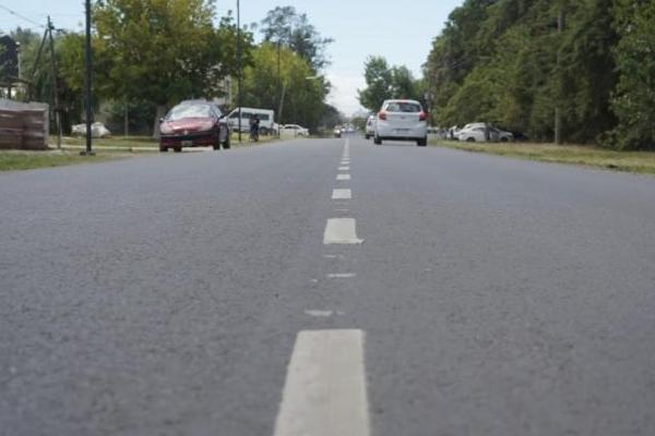 Obra pública: Alak supervisó la pavimentación de avenida 38 en San Carlos, que ya tiene un 70 % de avance