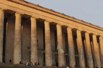 Rebeli&oacute;n judicial contra Milei: colegios de abogados buscan frenar la reforma laboral