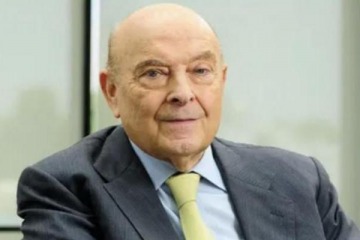 Cavallo reapareci&oacute; y presion&oacute; por levantar el cepo en pleno ajuste de Milei