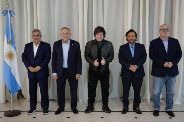 Tras el desplome de la recaudaci&oacute;n, Milei otorga adelantos por $400.000 millones a 12 provincias