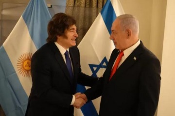 Guerra en medio oriente: ex embajadores, referentes de DDHH y otros dirigentes firmaron una solicitada con cr&iacute;ticas a Milei 