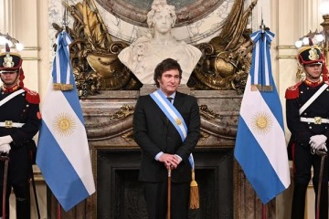 La imagen de Milei cay&oacute; y la econom&iacute;a vuelve a golpear: el peor momento de la gesti&oacute;n libertaria