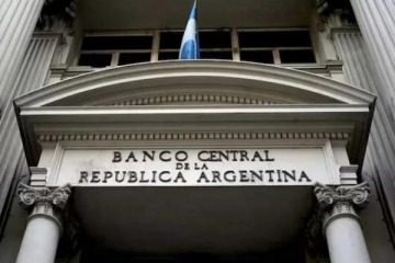 El Central se oxigena por factores externos y Milei celebra mientras las reservas siguen en rojo