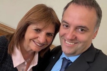 En medio de los esc&aacute;ndalos de Adorni, Bullrich se compadeci&oacute;: "Quiz&aacute;s no tiene el cuero tan duro como yo"