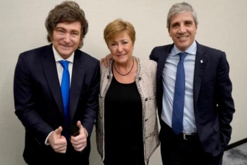 El FMI pronostica menos crecimiento y el doble de inflaci&oacute;n para 2026 mientras Caputo viaja a destrabar un nuevo desembolso