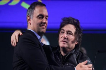 Foto de Encuesta: Milei y el Gobierno tienen casi un 60% de imagen negativa en medio del esc�ndalo de Manuel Adorni 